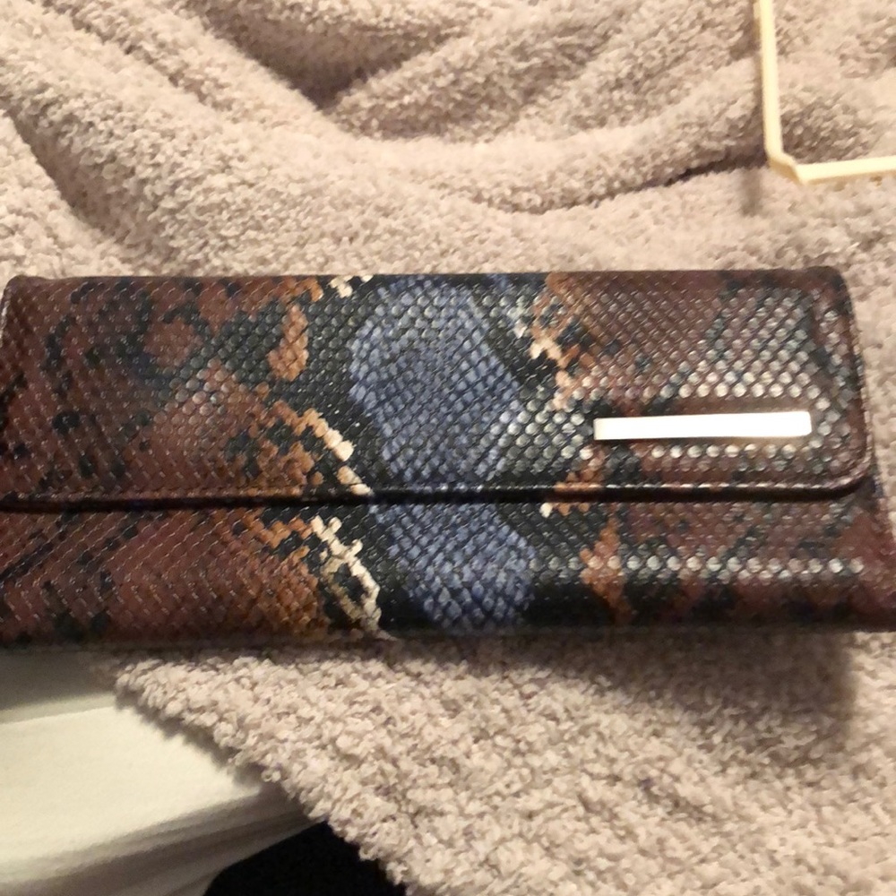 Kenneth Cole reaction